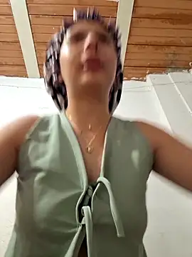 Snapshot of violeta_blaze1 chatting on 02-25-26, 10:26 violeta blaze1 online show from 02-25-26, 10:26