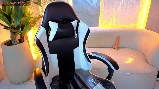 ashelyy tp online show from 02-26-26, 12:54