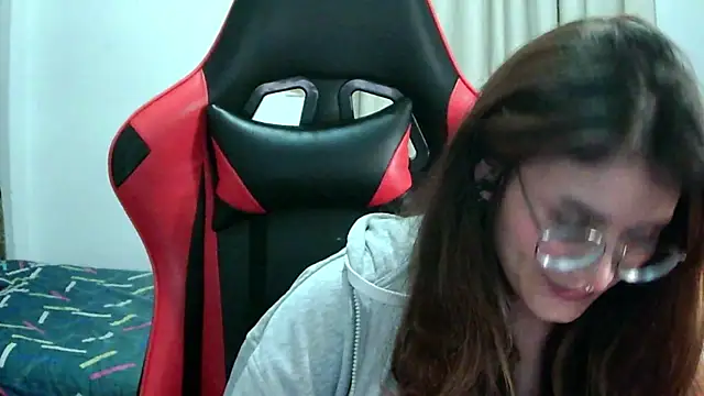 Snapshot of Sparkyvape chatting on 02-27-26, 08:41 Sparkyvape online show from 02-27-26, 08:41