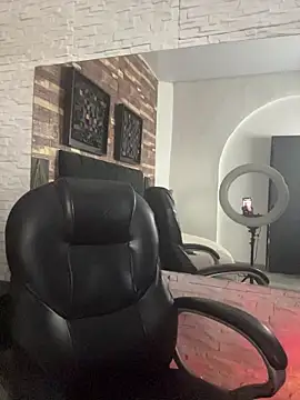 kendra leroy online show from 04-07-26, 10:55