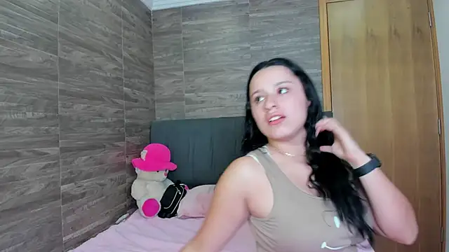 Snapshot of Miia_belll chatting on 05-14-26, 09:39 Miia belll online show from 05-14-26, 09:39
