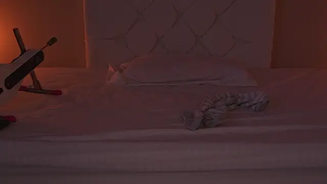 Dollhell online show from 03-11-26, 10:09