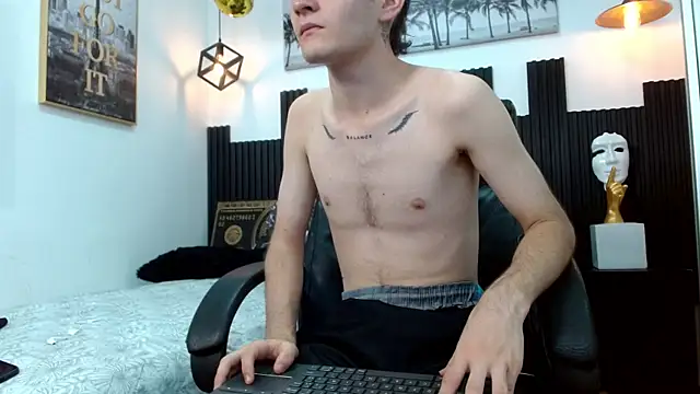 Snapshot of trevor_mob chatting on 06-27-26, 05:41 trevor mob online show from 06-27-26, 05:41
