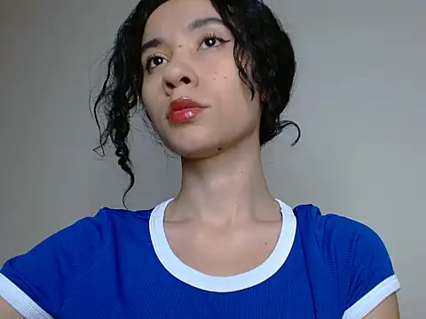 helena hadler online show from 03-17-26, 07:28