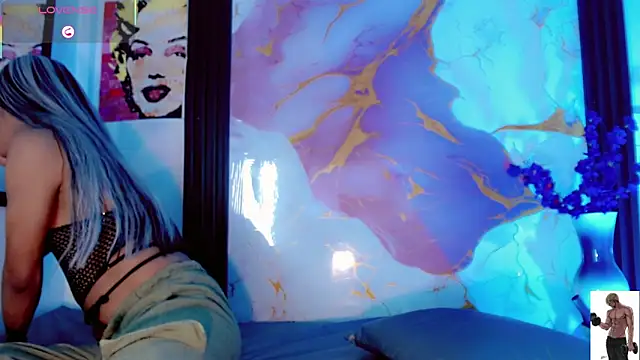 Emma Boms online show from 04-08-26, 11:33