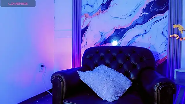 Emma Boms online show from 03-30-26, 03:30