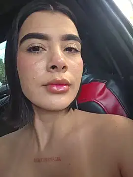 Snapshot of Sweetnahoxxx chatting on 02-26-26, 09:37 Sweetnahoxxx online show from 02-26-26, 09:37