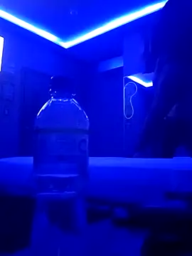 Snapshot of queennar chatting on 03-20-26, 10:11 queennar online show from 03-20-26, 10:11