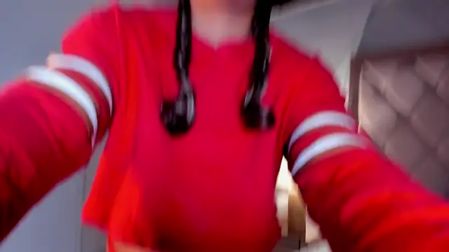dulce lyraa1 online show from 06-04-26, 04:28