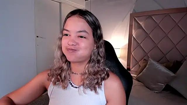 dulce lyraa1 online show from 07-07-26, 04:26