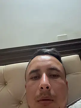 Snapshot of Yonatancorr chatting on 02-24-26, 03:18 Yonatancorr online show from 02-24-26, 03:18