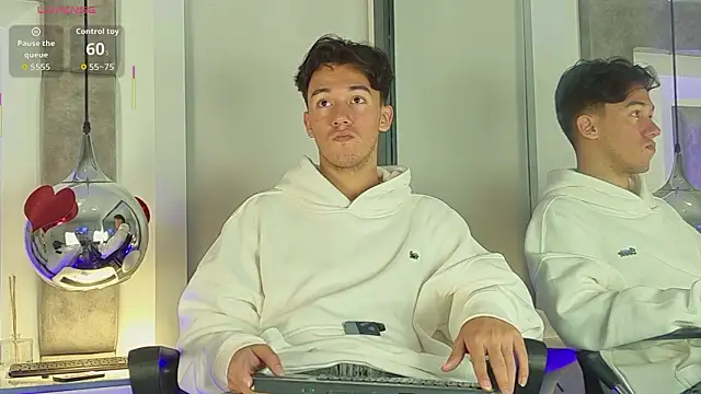 Austin Reedss online show from 03-24-26, 12:27