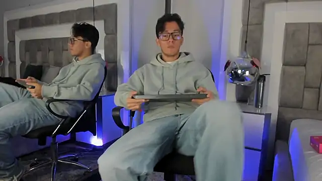 Snapshot of Austin_Reedss chatting on 02-28-26, 12:16 Austin Reedss online show from 02-28-26, 12:16