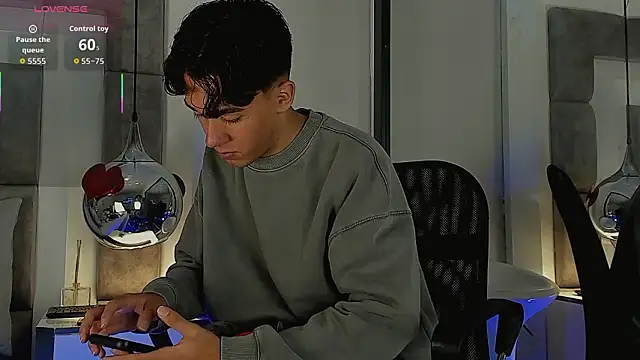 Austin Reedss online show from 03-19-26, 12:16