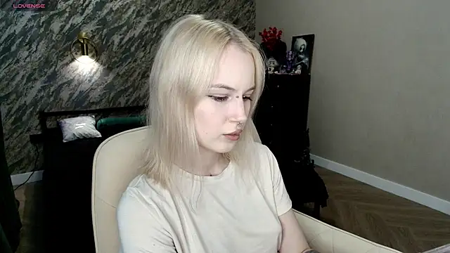 Snapshot of saykoblade chatting on 06-21-26, 05:02 saykoblade online show from 06-21-26, 05:02