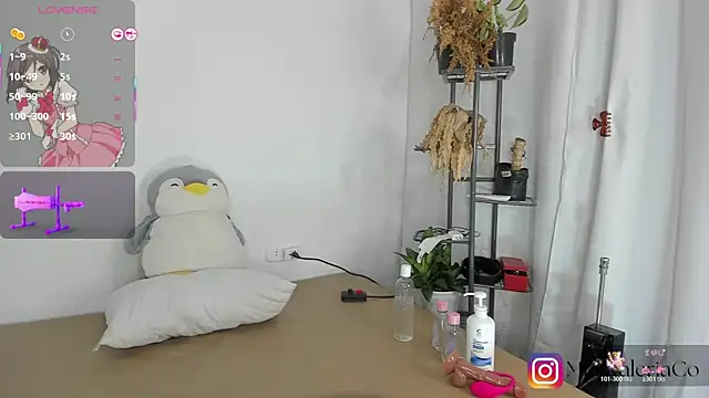 Mia-Valeria- online show from 07-07-26, 06:27