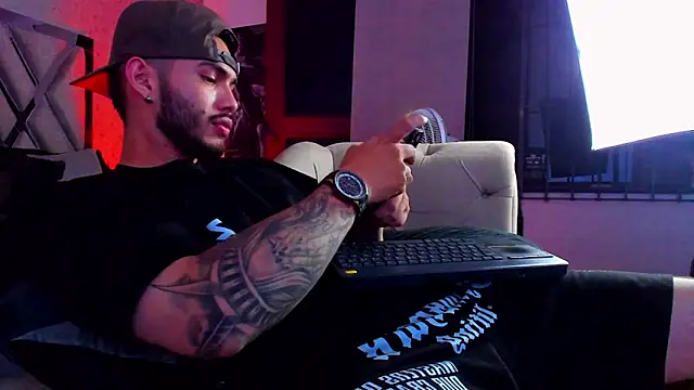 Vincentblack online show from 05-08-26, 05:33