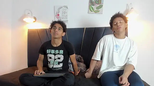 Snapshot of lio18_cum chatting on 02-28-26, 01:05 lio18 cum online show from 02-28-26, 01:05