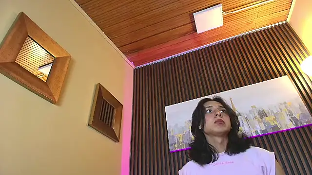 Snapshot of Elisasue chatting on 07-12-26, 04:13 Elisasue online show from 07-12-26, 04:13