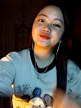 Snapshot of Ttmay- chatting on 02-25-26, 02:01 Ttmay- online show from 02-25-26, 02:01