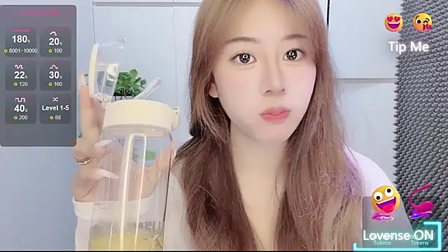 Snapshot of Baixi-01 chatting on 07-16-26, 04:42 Baixi-01 online show from 07-16-26, 04:42