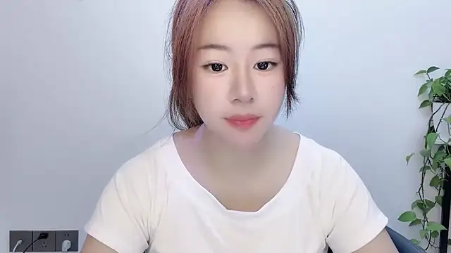Snapshot of Baixi-01 chatting on 06-04-26, 04:39 Baixi-01 online show from 06-04-26, 04:39