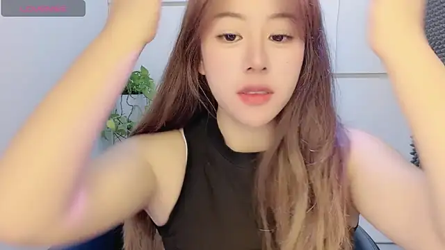 Snapshot of Baixi-01 chatting on 06-30-26, 04:34 Baixi-01 online show from 06-30-26, 04:34