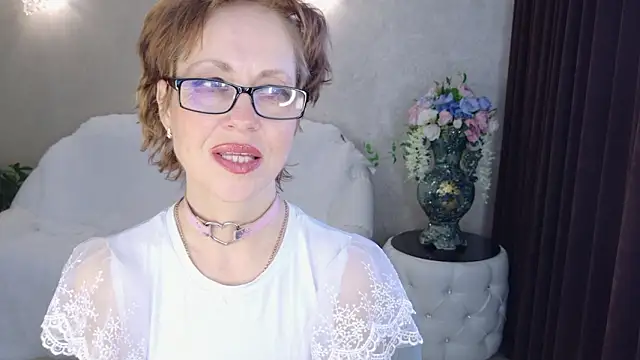 LioraWeiss online show from 03-05-26, 06:43