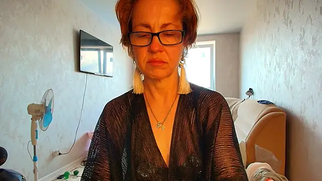 LioraWeiss online show from 05-29-26, 07:14