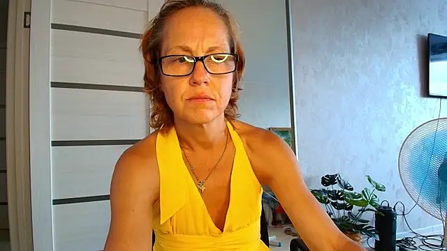 Snapshot of LioraWeiss chatting on 07-12-26, 09:54 LioraWeiss online show from 07-12-26, 09:54