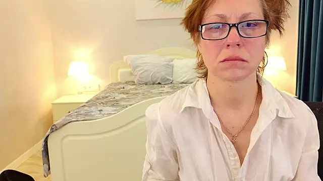 LioraWeiss online show from 03-11-26, 06:40