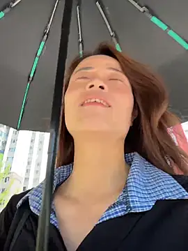 Mia-lp online show from 04-18-26, 01:30