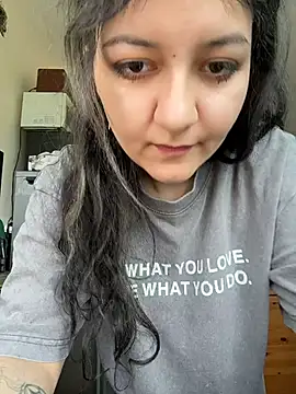 sweetllulus online show from 04-14-26, 08:08