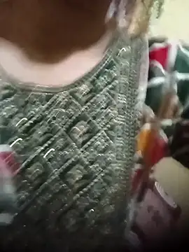 Rashmika Mandana online show from 04-16-26, 07:14
