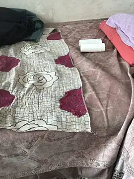 yaocaobi8 online show from 04-09-26, 06:30