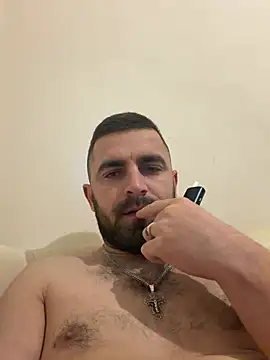 Snapshot of VANYA1997 chatting on 04-29-26, 07:31 VANYA1997 online show from 04-29-26, 07:31