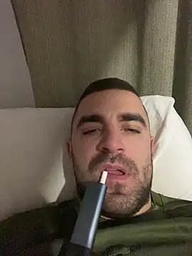 Snapshot of VANYA1997 chatting on 02-26-26, 06:02 VANYA1997 online show from 02-26-26, 06:02