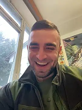 Snapshot of VANYA1997 chatting on 03-02-26, 07:09 VANYA1997 online show from 03-02-26, 07:09