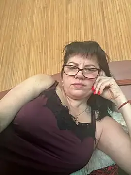 expensive lady online show from 04-13-26, 07:23