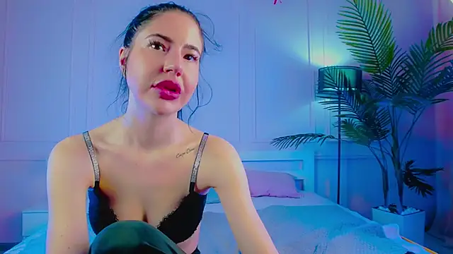 EmilyRamsey online show from 04-26-26, 02:14