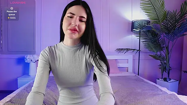 EmilyRamsey online show from 04-14-26, 04:56