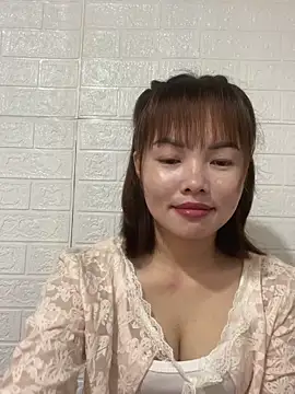 Snapshot of Angel-balee chatting on 02-28-26, 12:32 Angel-balee online show from 02-28-26, 12:32