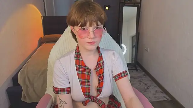  DreamLuna1  online show from 03-25-26, 01:43