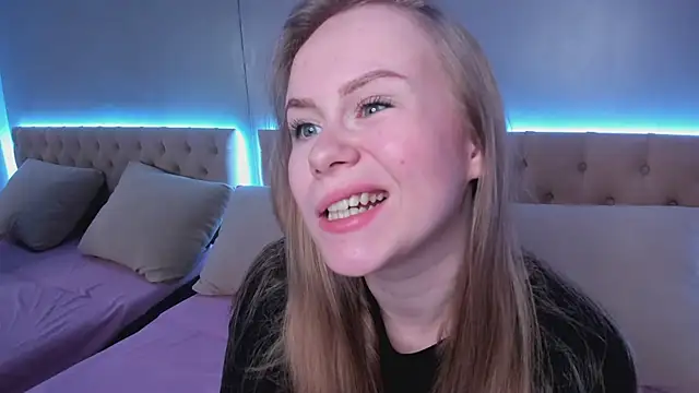 stacy moorex online show from 06-03-26, 08:35