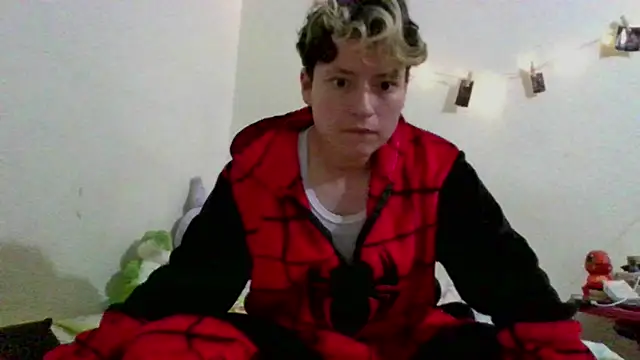 RedHood 1 online show from 04-24-26, 04:47