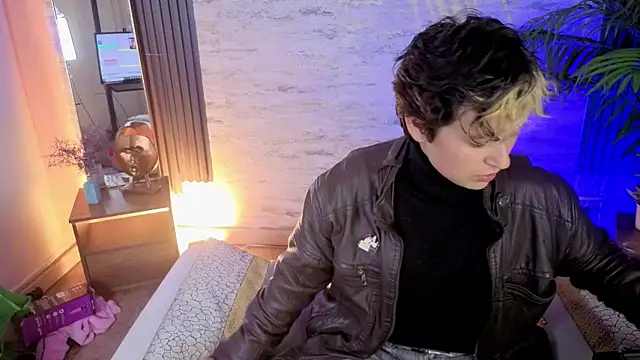 RedHood 1 online show from 03-12-26, 04:18