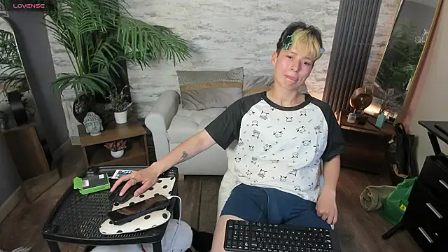 RedHood 1 online show from 03-25-26, 04:12