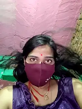 Snapshot of Poonam_bhoji chatting on 05-20-26, 04:04 Poonam bhoji online show from 05-20-26, 04:04