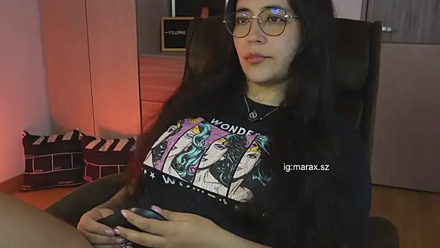 Mara HugeAss online show from 06-15-26, 04:34