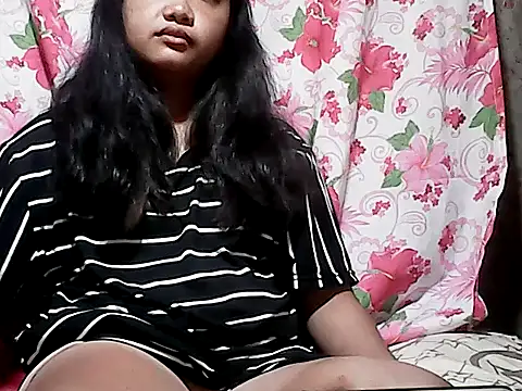 Flowerbebe online show from 03-02-26, 07:21